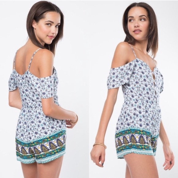 Threadzwear cold shoulder romper - Picture 2 of 8